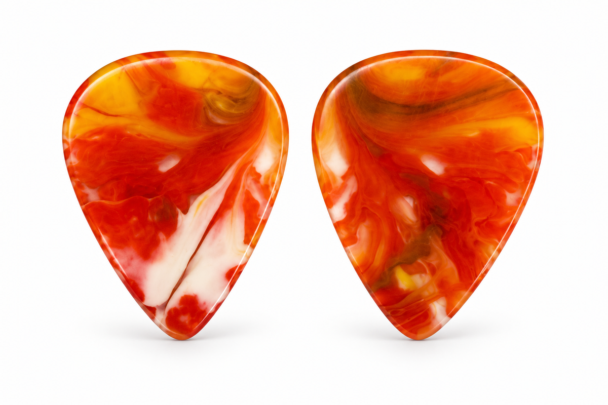 RESIN PLECTRUM {AMBER  FLAME}