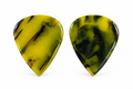 RESIN PLECTRUM {GOLDEN  SHADOWT}
