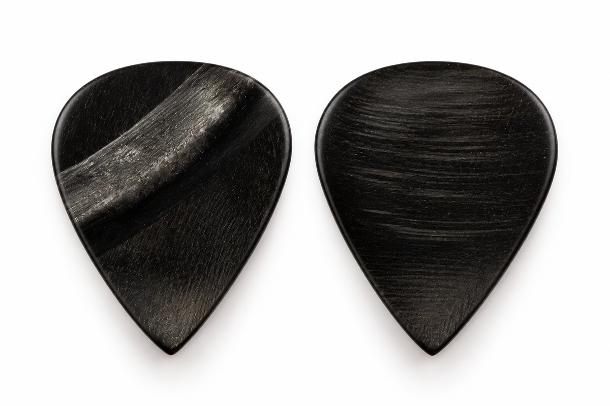 WOOD PLECTRUMS {NOIR}